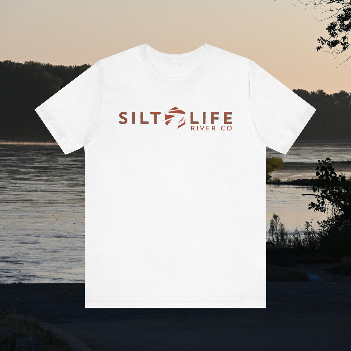 River Retro Tee, Unisex T-Shirt for Nature Lovers, Classic Vintage Design, Outdoor Adventure Shirt, Camping Clothing, Graphic Tee for Hiking